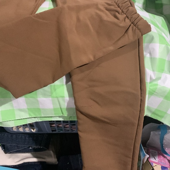 Public Flex Jogger - Picture 3 of 4